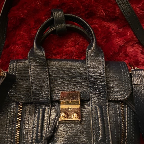 Bag - Picture 2 of 3